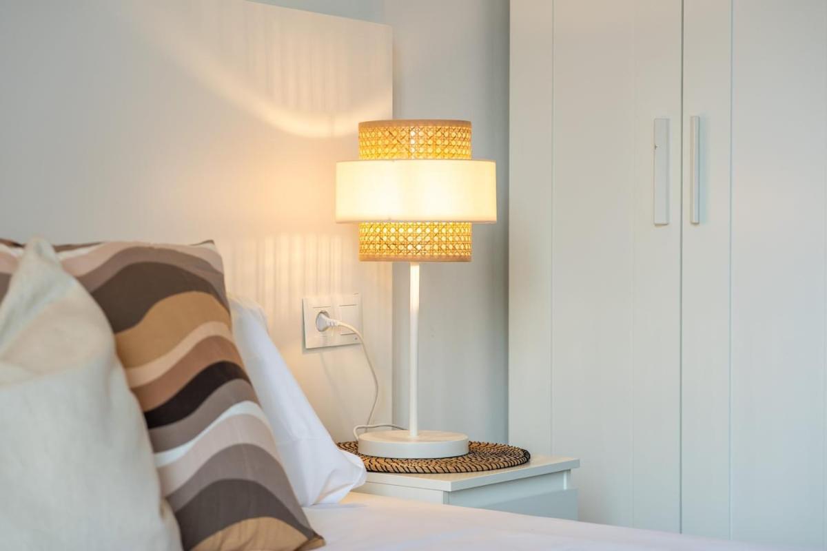 Lodging Apartments Liceu G1 바르셀로나 외부 사진