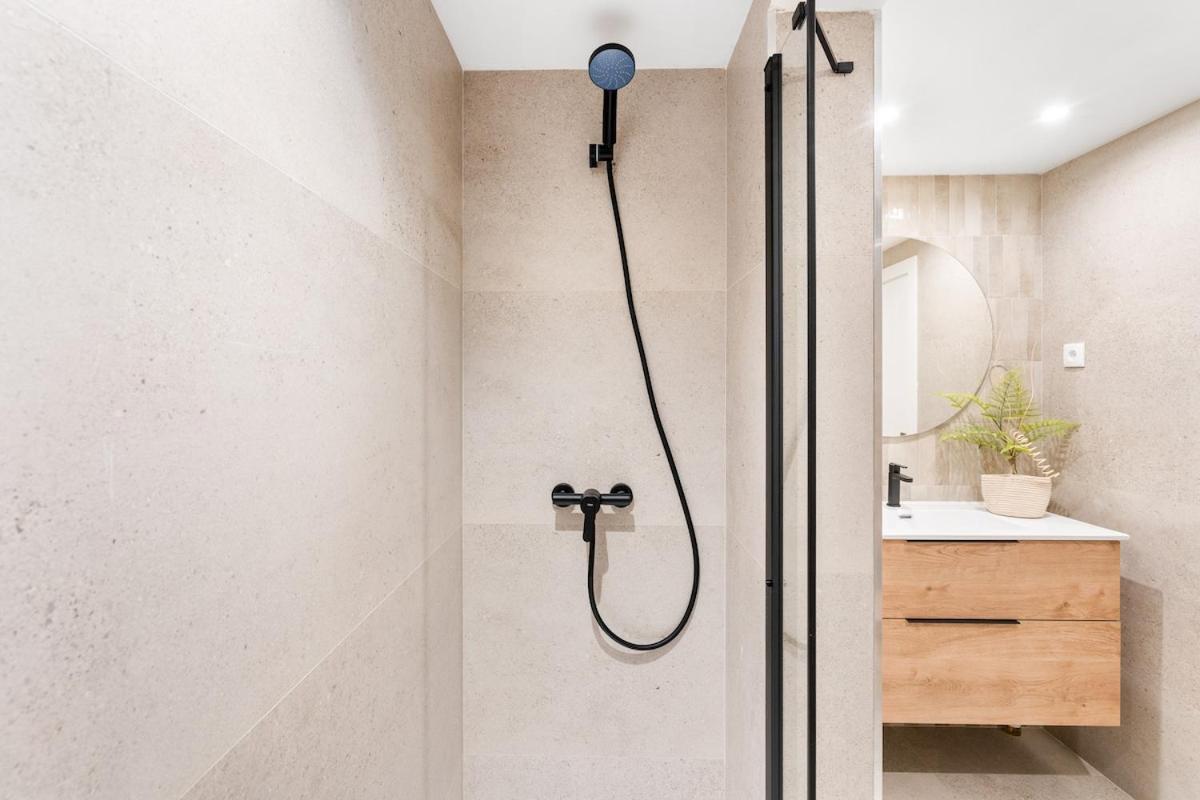Lodging Apartments Liceu G1 바르셀로나 외부 사진