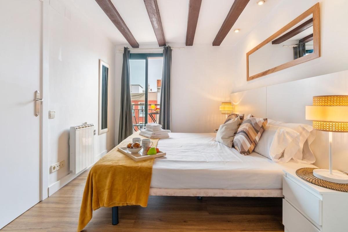 Lodging Apartments Liceu G1 바르셀로나 외부 사진