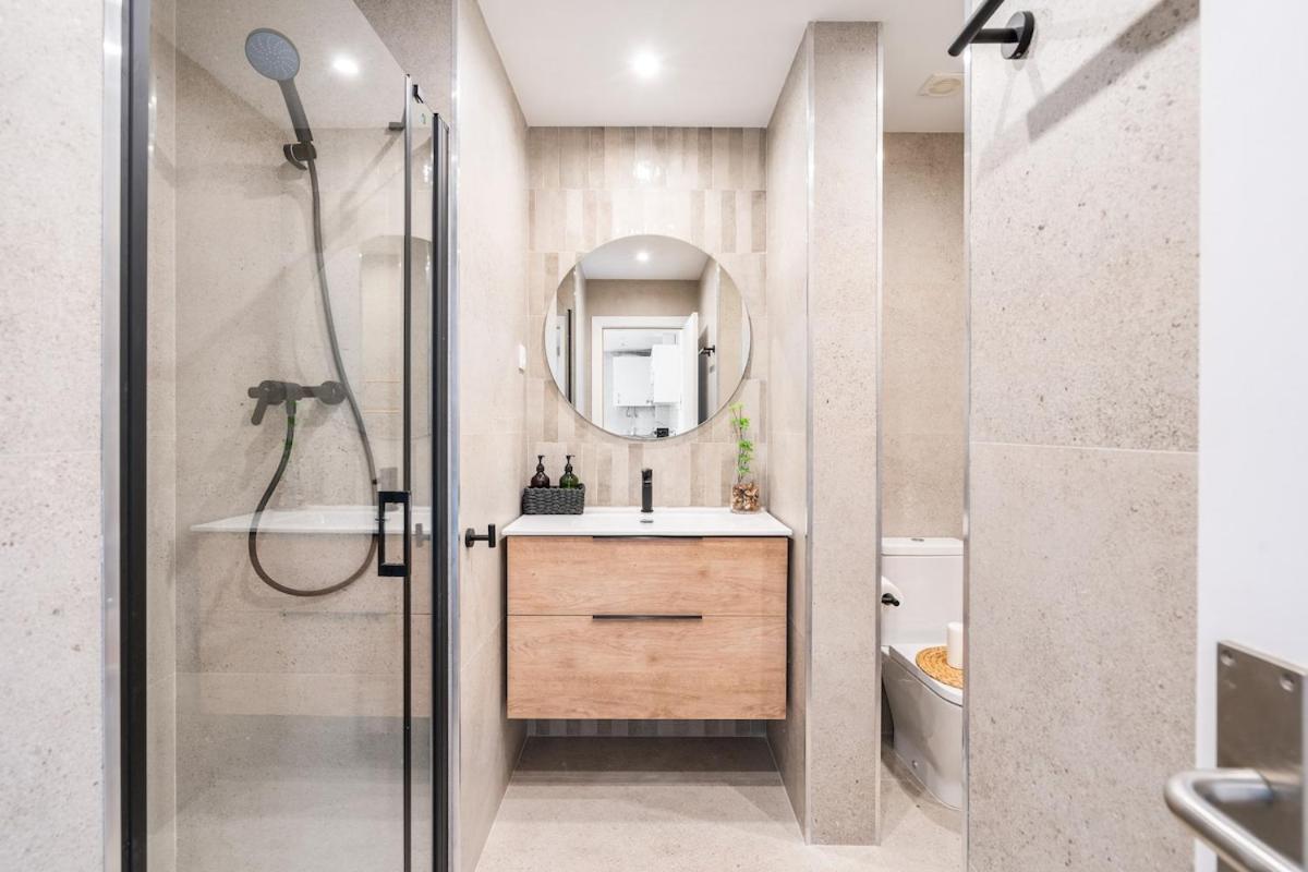 Lodging Apartments Liceu G1 바르셀로나 외부 사진