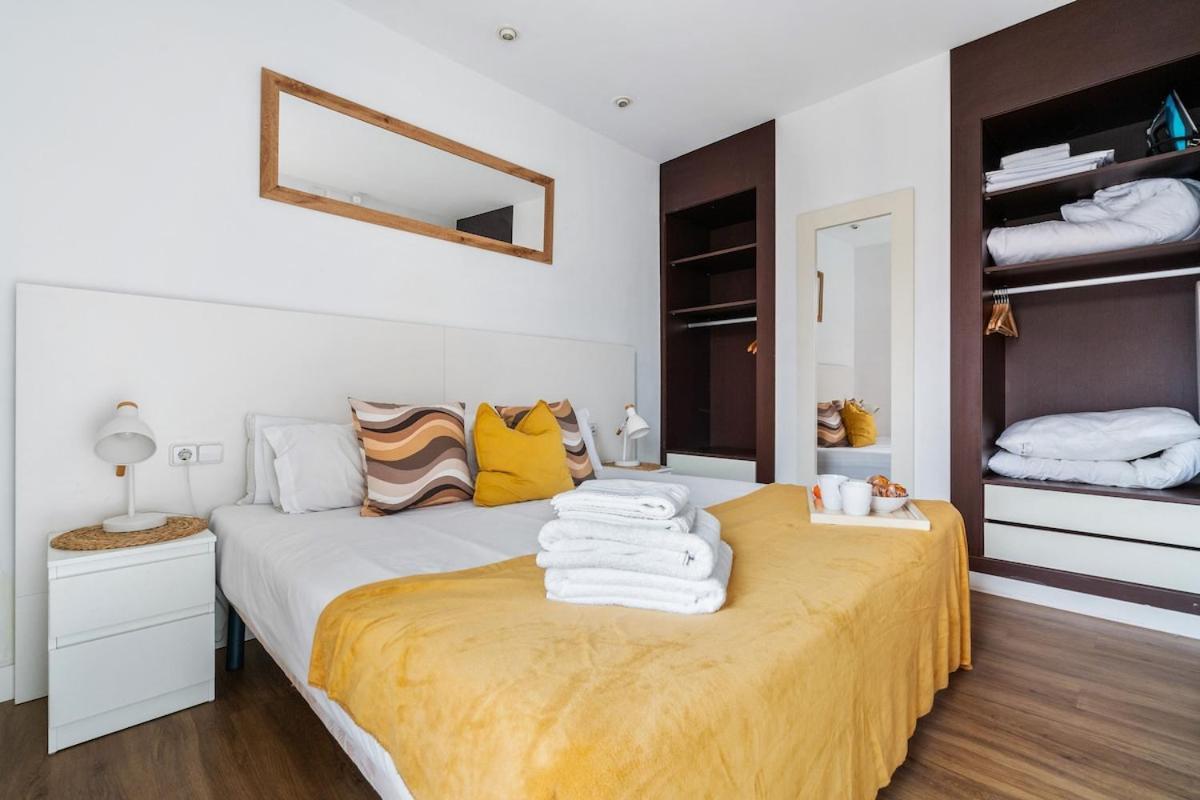 Lodging Apartments Liceu G1 바르셀로나 외부 사진